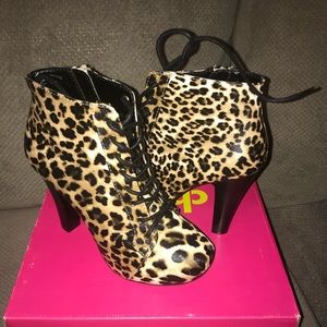 Size 8 heels